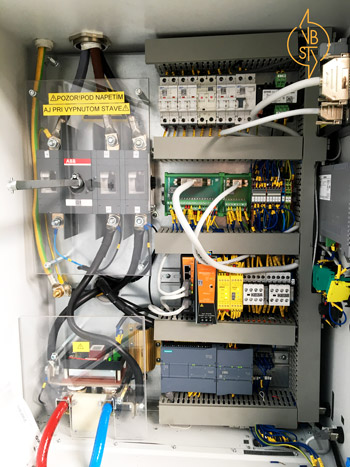 Automatizácia procesu odporového zvárania a programovanie Siemens PLC S7 1200 a HMI KTP700 BASIC